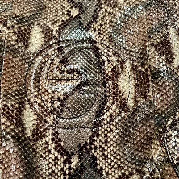 Gucci Python Pattern Shoulder Bag - Picture 2 of 7